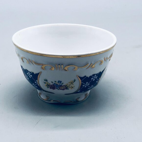 Tea cup floral gold trim white blue marked on bottom 2.5x5" porcelain READ - Picture 4 of 7